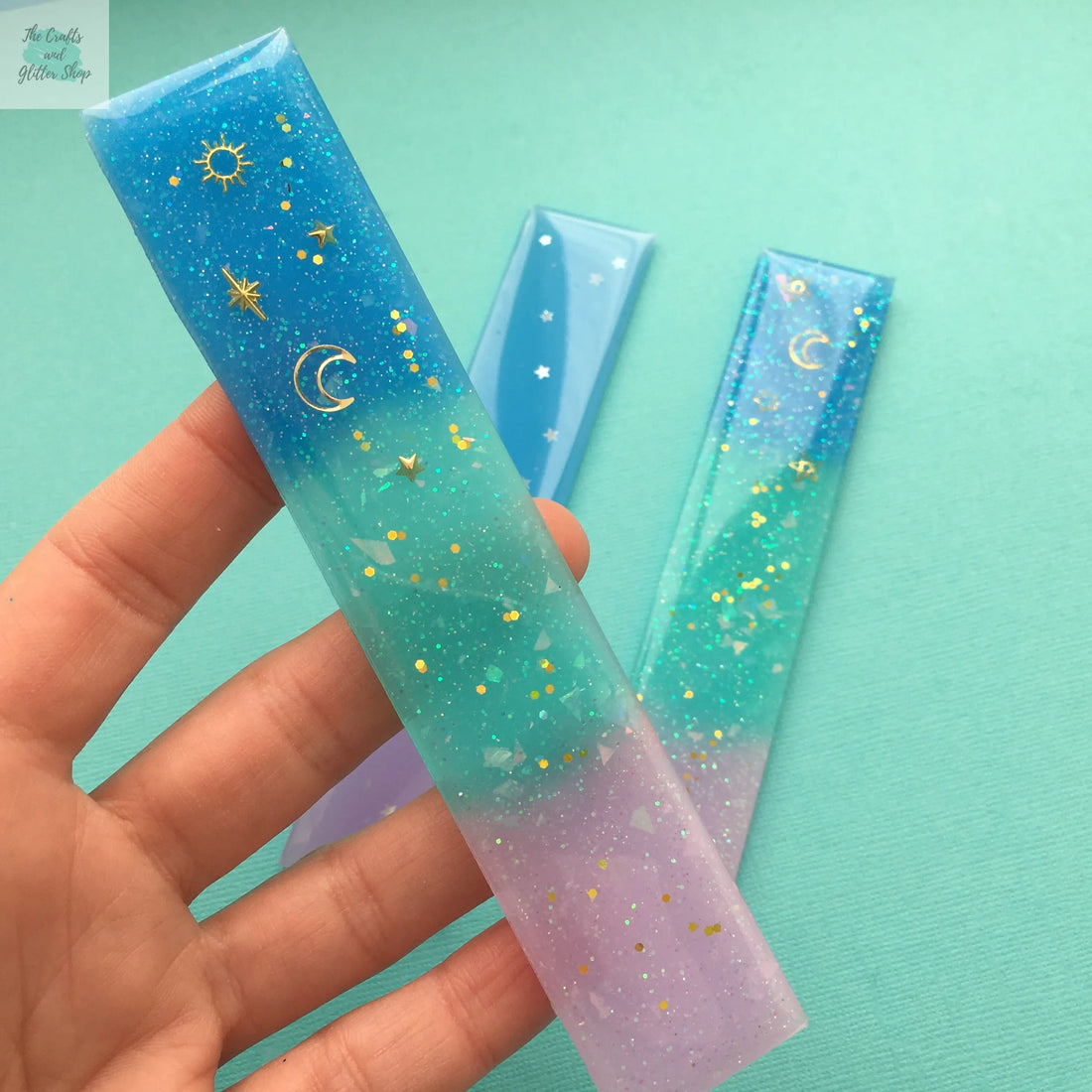 What-is-the-difference-between-epoxy-resin-and-UV-resin The Crafts and Glitter Shop
