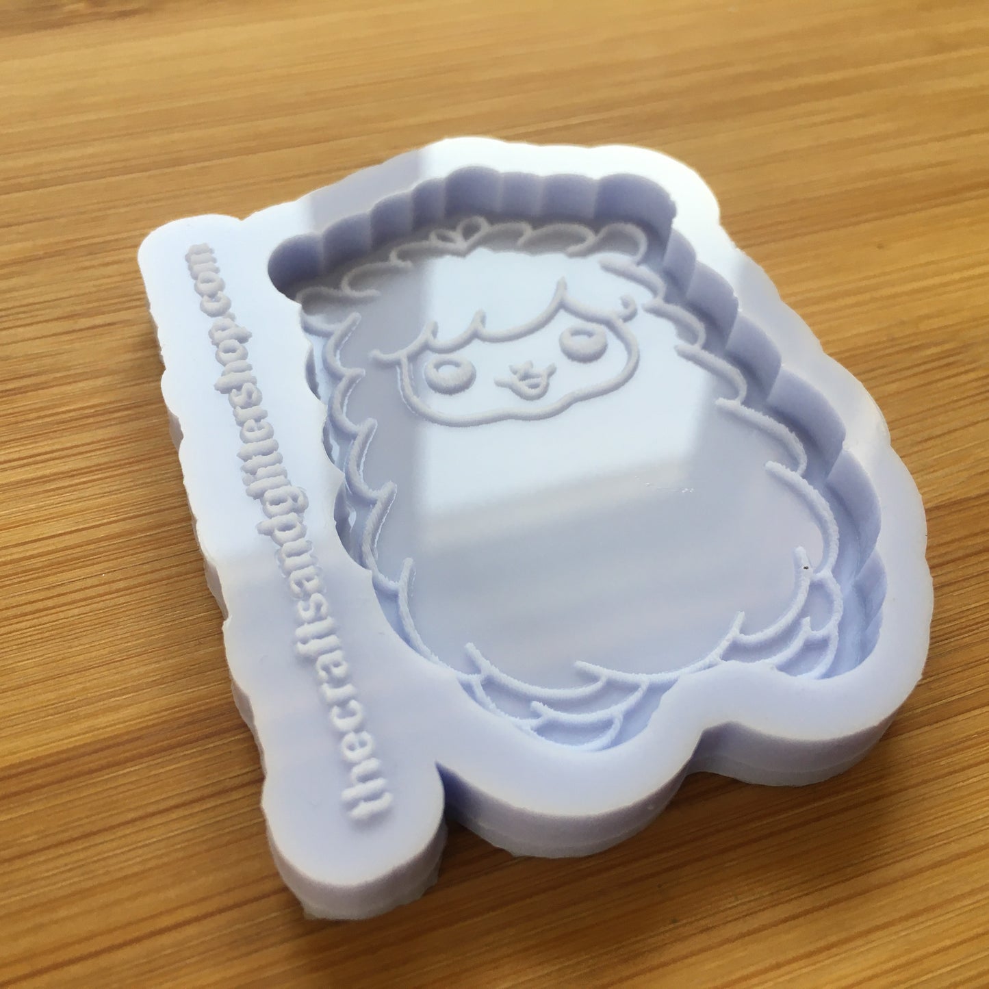 2.3" Alpaca Silicone Mold - The Crafts and Glitter Shop