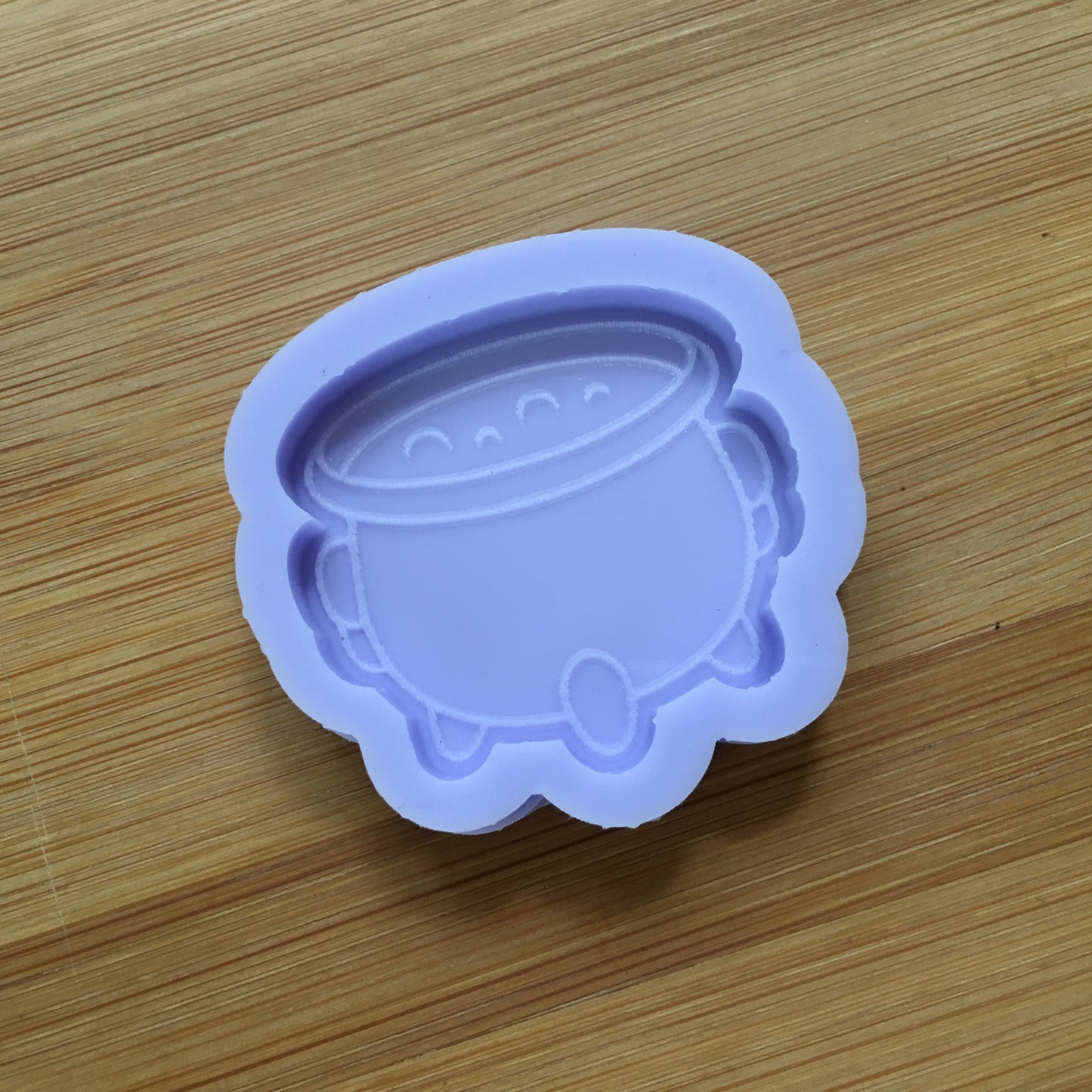 1.5 inch Cauldron Silicone Mold - The Crafts and Glitter Shop