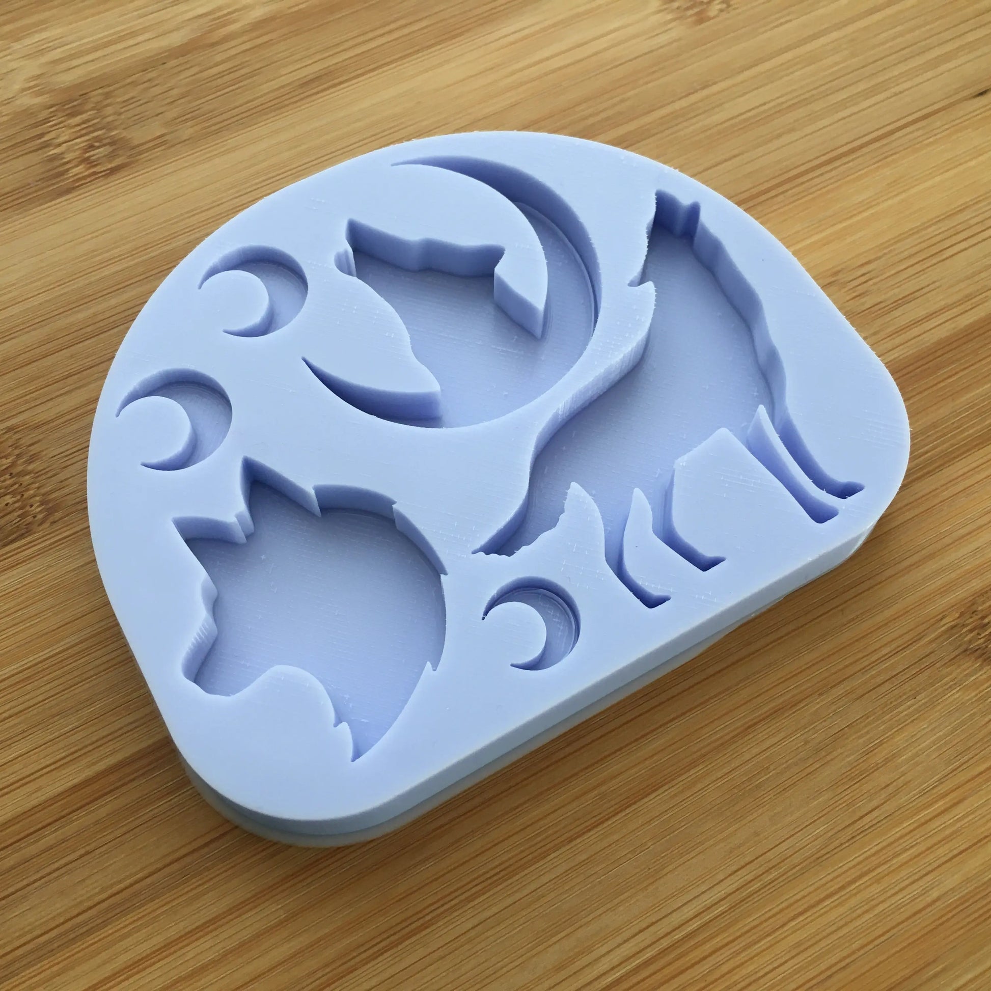 Wolf Silicone Mold - The Crafts and Glitter Shop