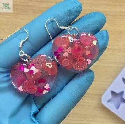 Easy-Resin-Tutorial-DIY-Heart-Earrings The Crafts and Glitter Shop