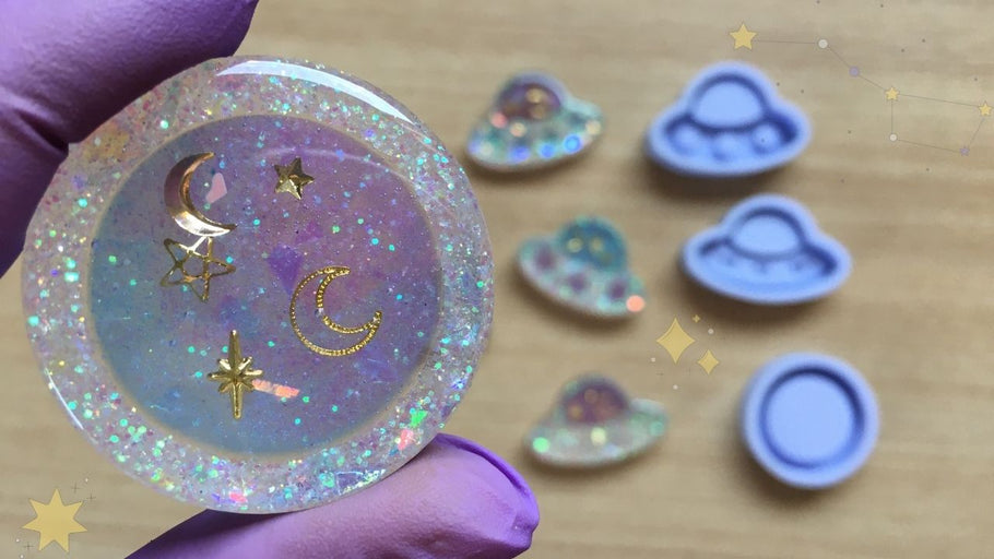 Tutorial: Making Cosmos Charms with Epoxy Resin
