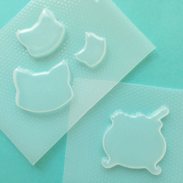 Can you use plastic molds for wax melts?