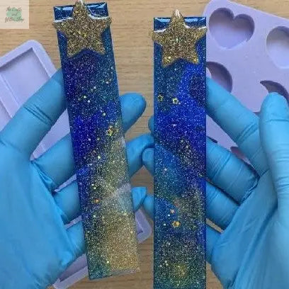 Resin-Tutorial-Beautiful-Night-Sky-Bookmarks The Crafts and Glitter Shop