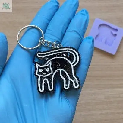 Resin-Tutorial-Creepy-Cat-Key-chain The Crafts and Glitter Shop
