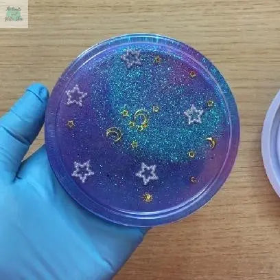 Resin-Tutorial-Galaxy-Coaster The Crafts and Glitter Shop