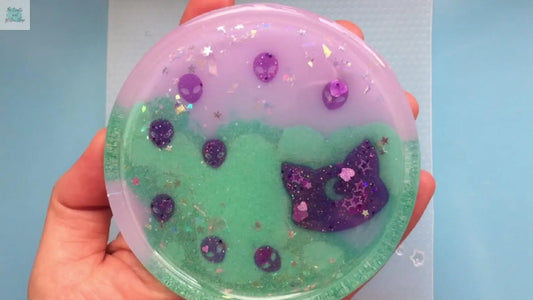 Tutorial-Making-a-pastel-galaxy-resin-coaster-using-resin-embeds The Crafts and Glitter Shop