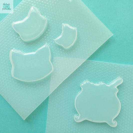 Can you use plastic molds for wax melts?