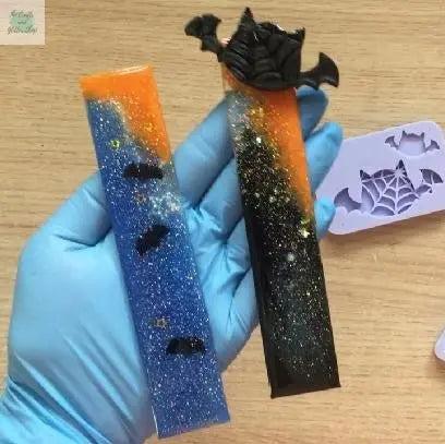 Resin Tutorial: 🦇 Halloween Bookmarks