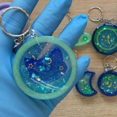 Resin Tutorial: Galactic Resin Keychains