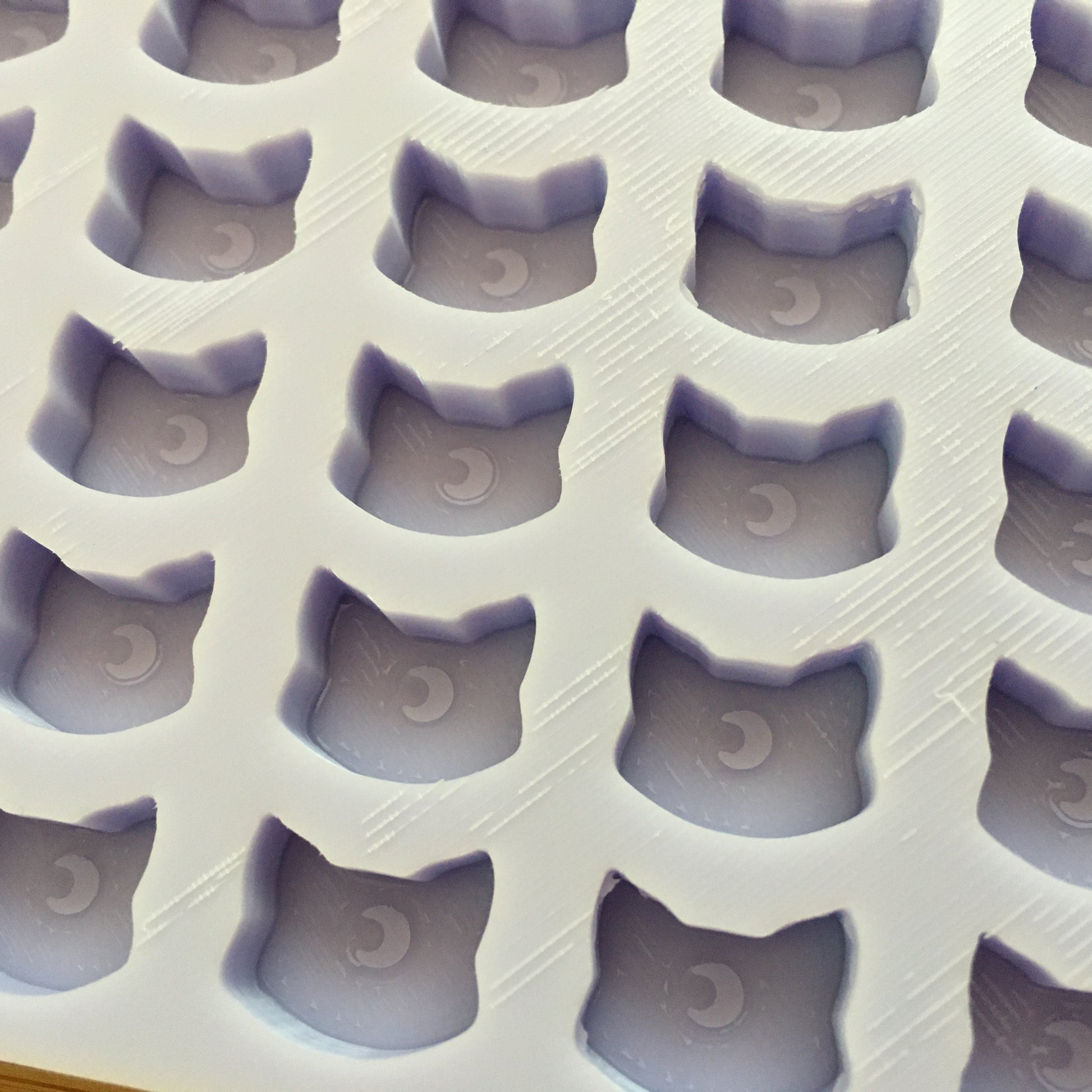 15mm Lunar Cat Silicone Mold