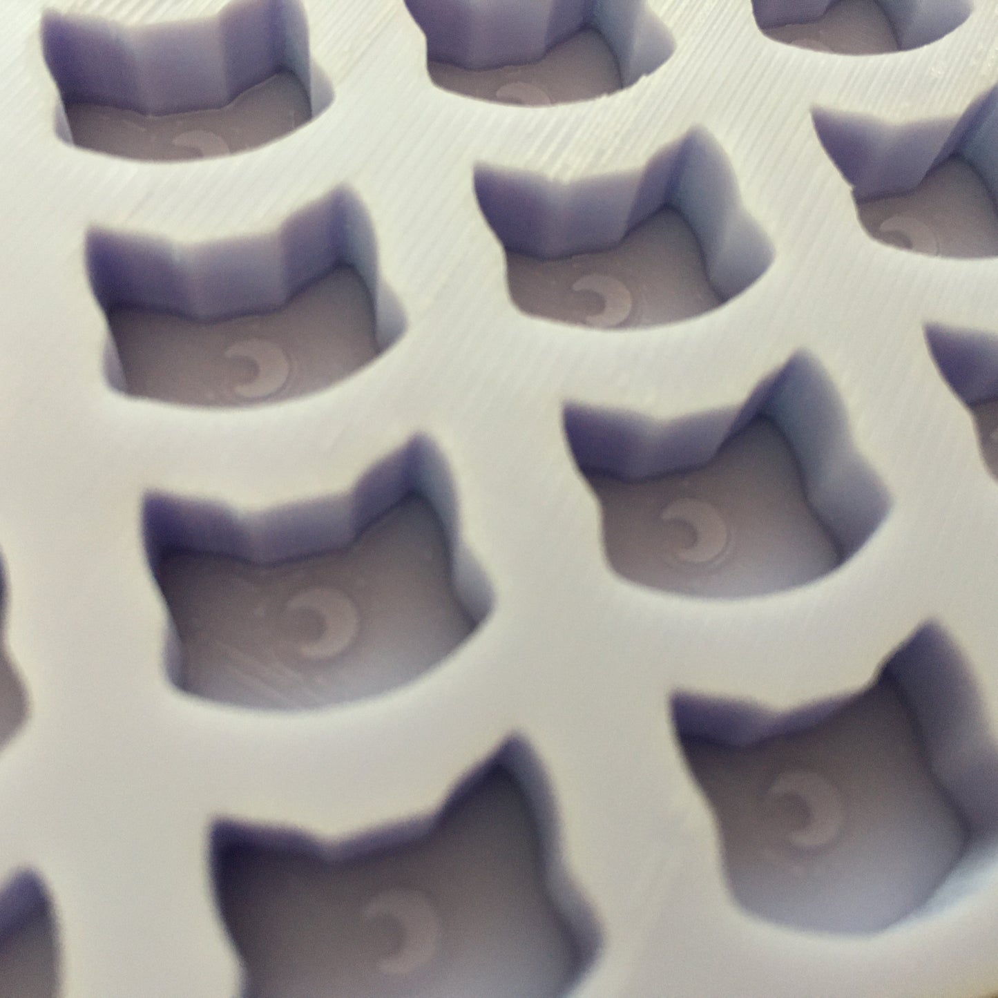 15mm Lunar Cat Silicone Mold