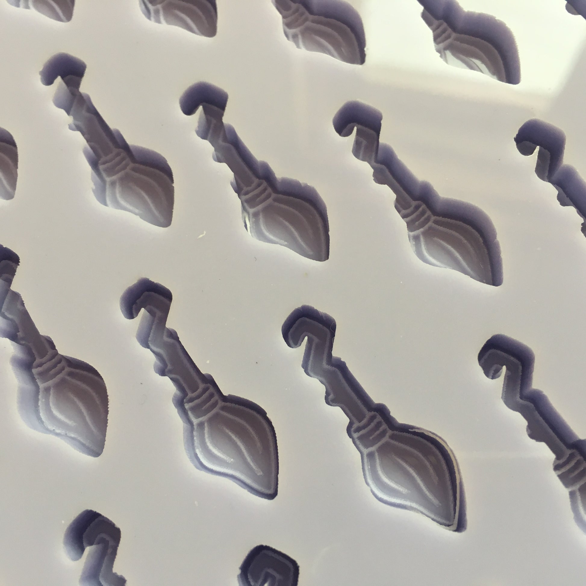 1.2" Broom Silicone Mold