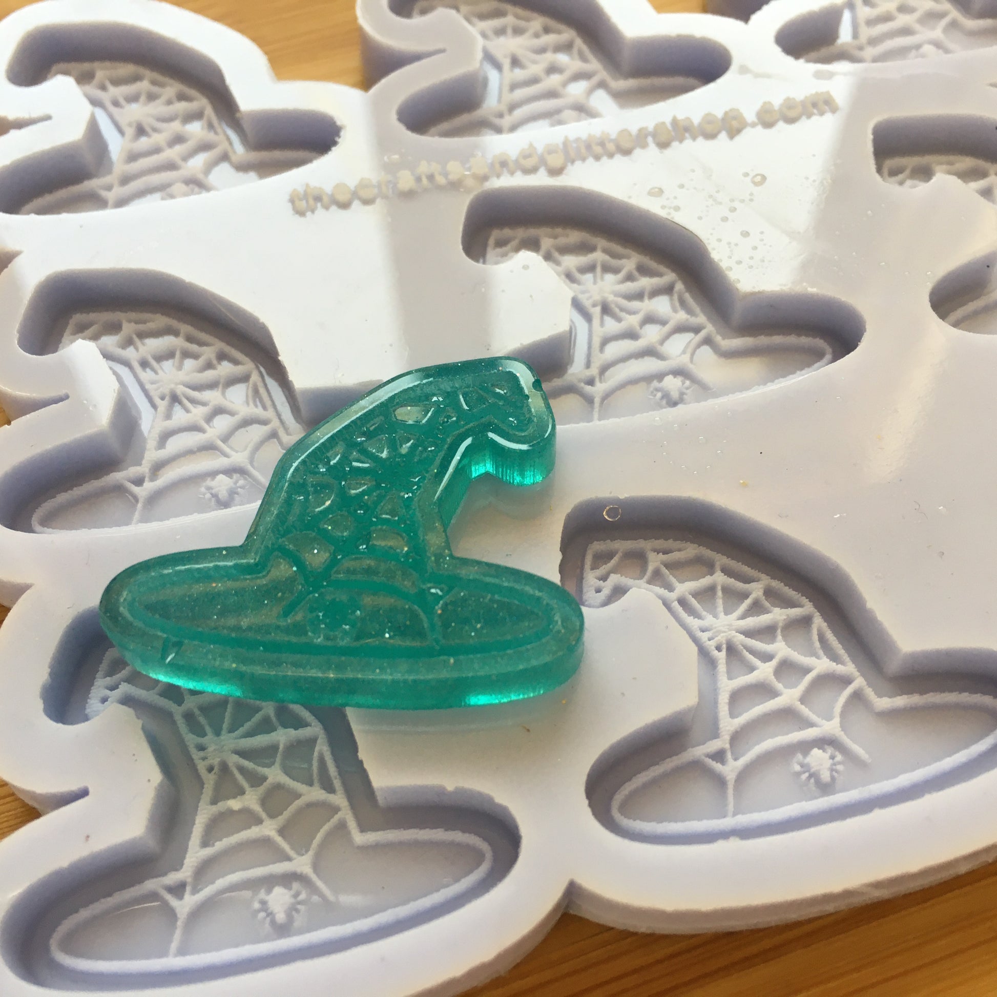 1.3" Wizard's Hat Silicone Mold