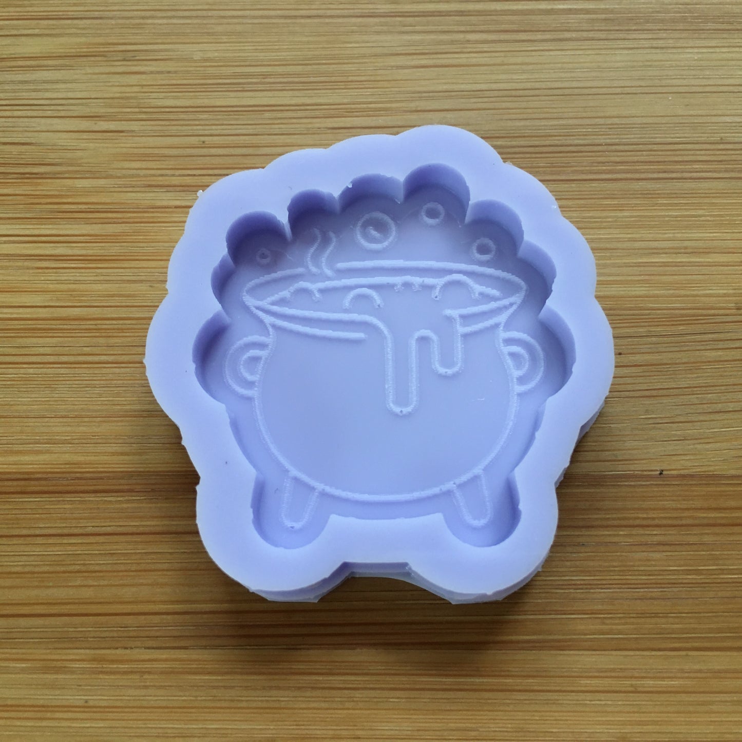 1.5" Cauldron Silicone Mold