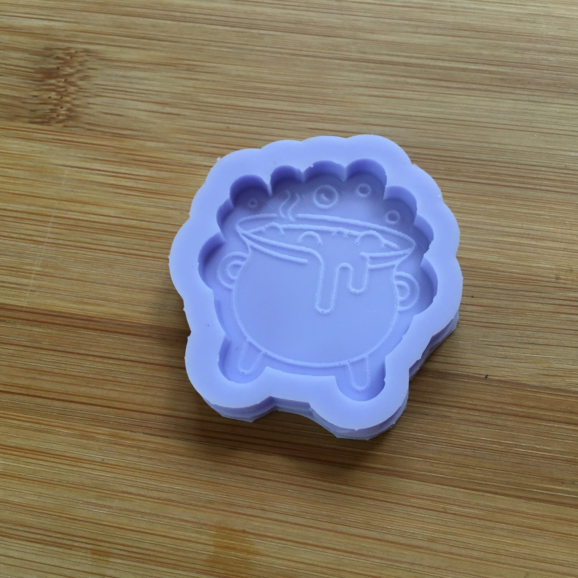1.5" Cauldron Silicone Mold