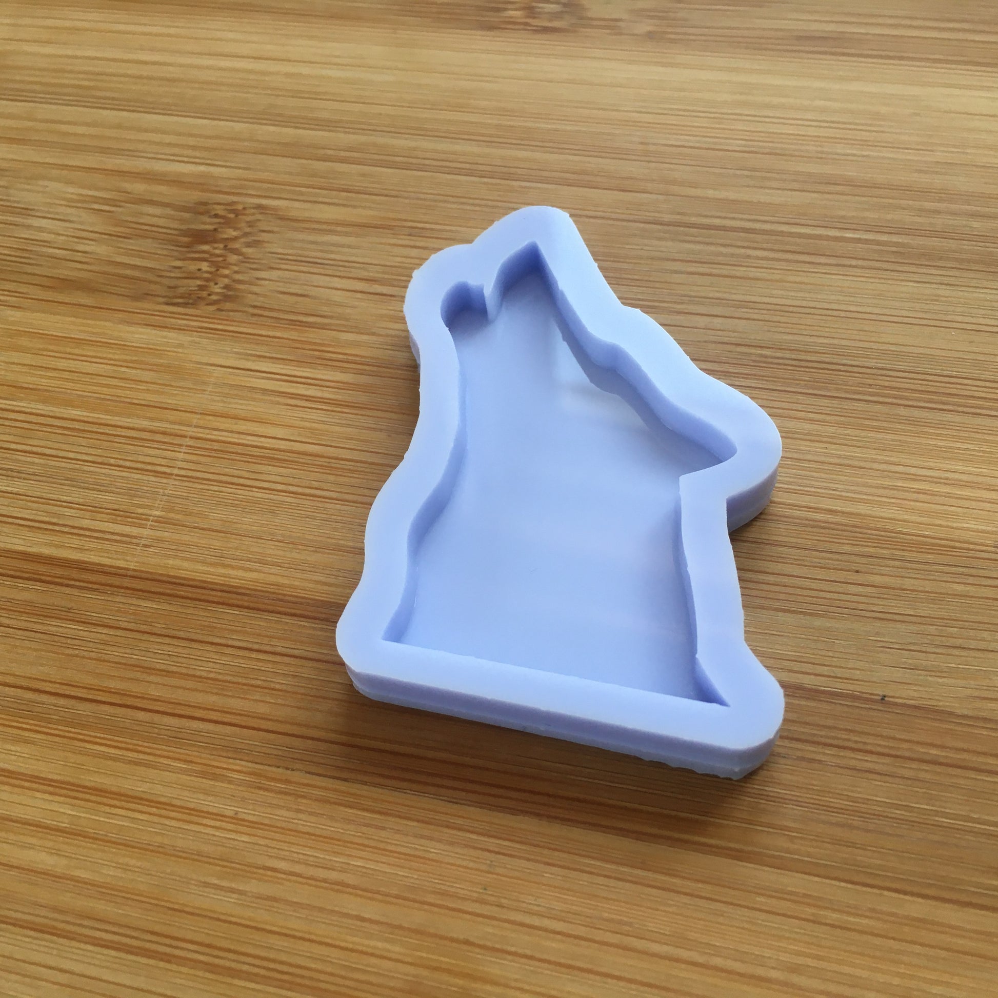 2" Howling Wolf Silicone Mold