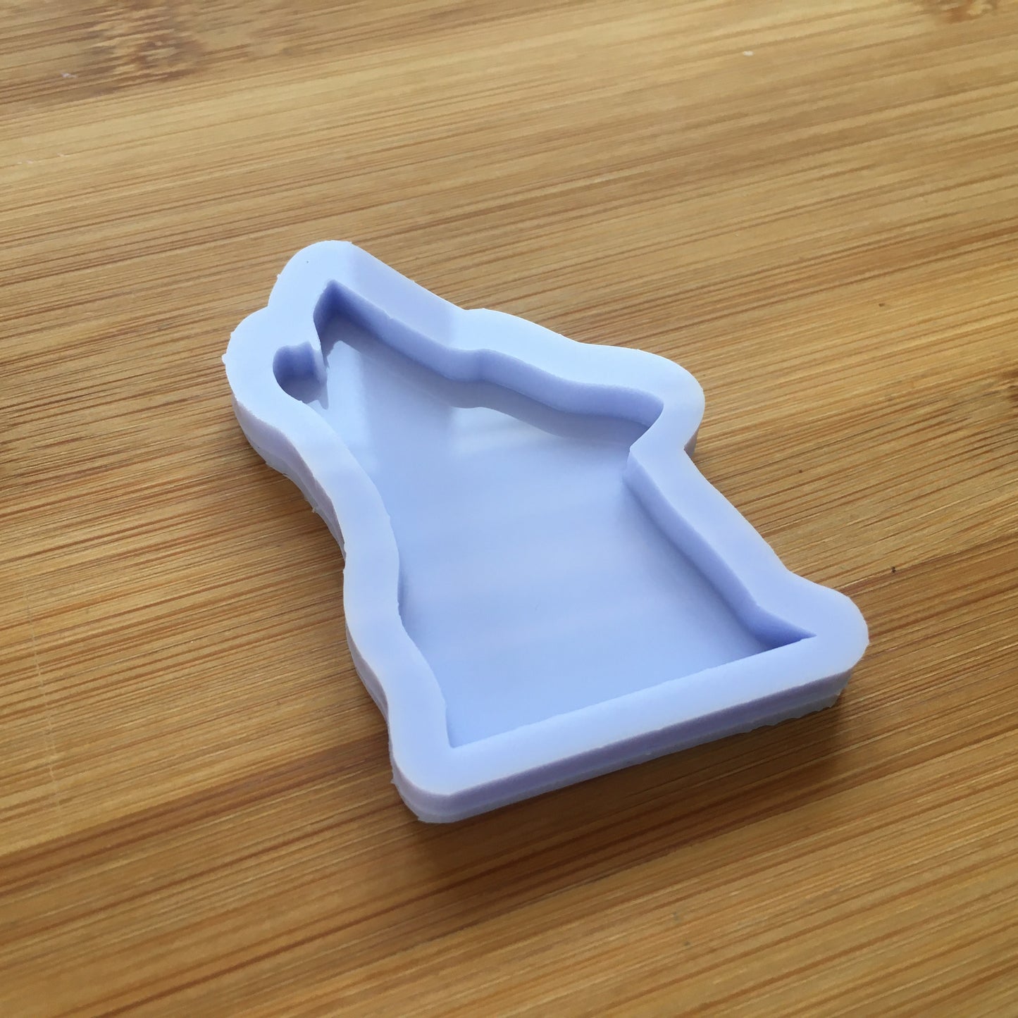 2" Howling Wolf Silicone Mold