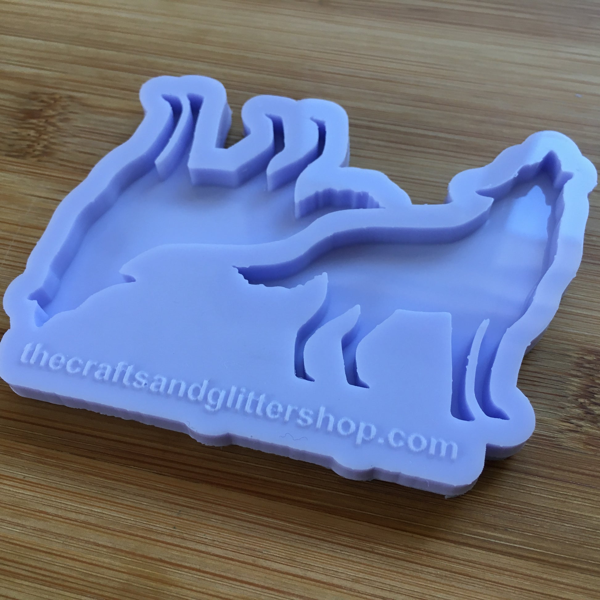 2" Howling Wolf Silicone Mold