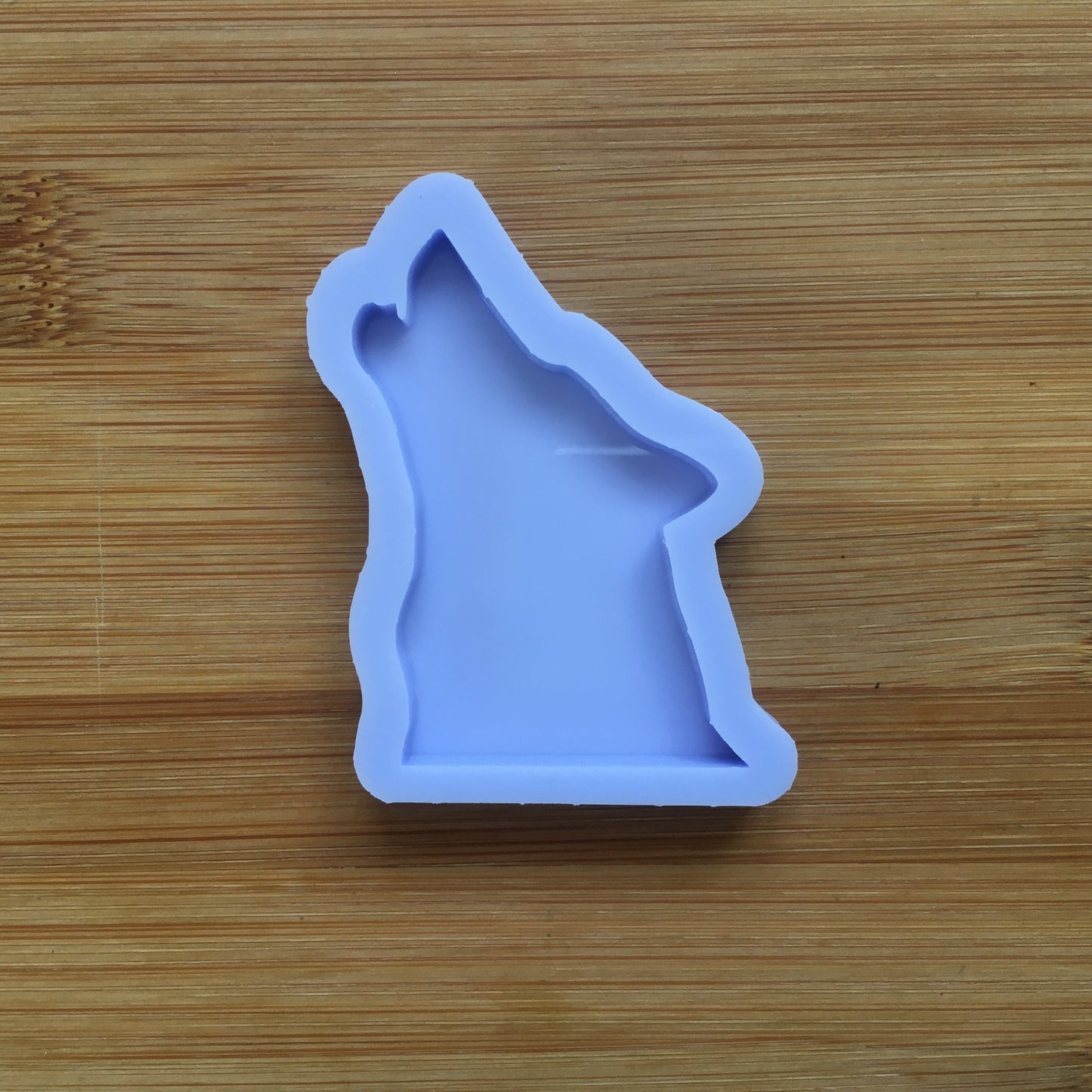 2" Howling Wolf Silicone Mold