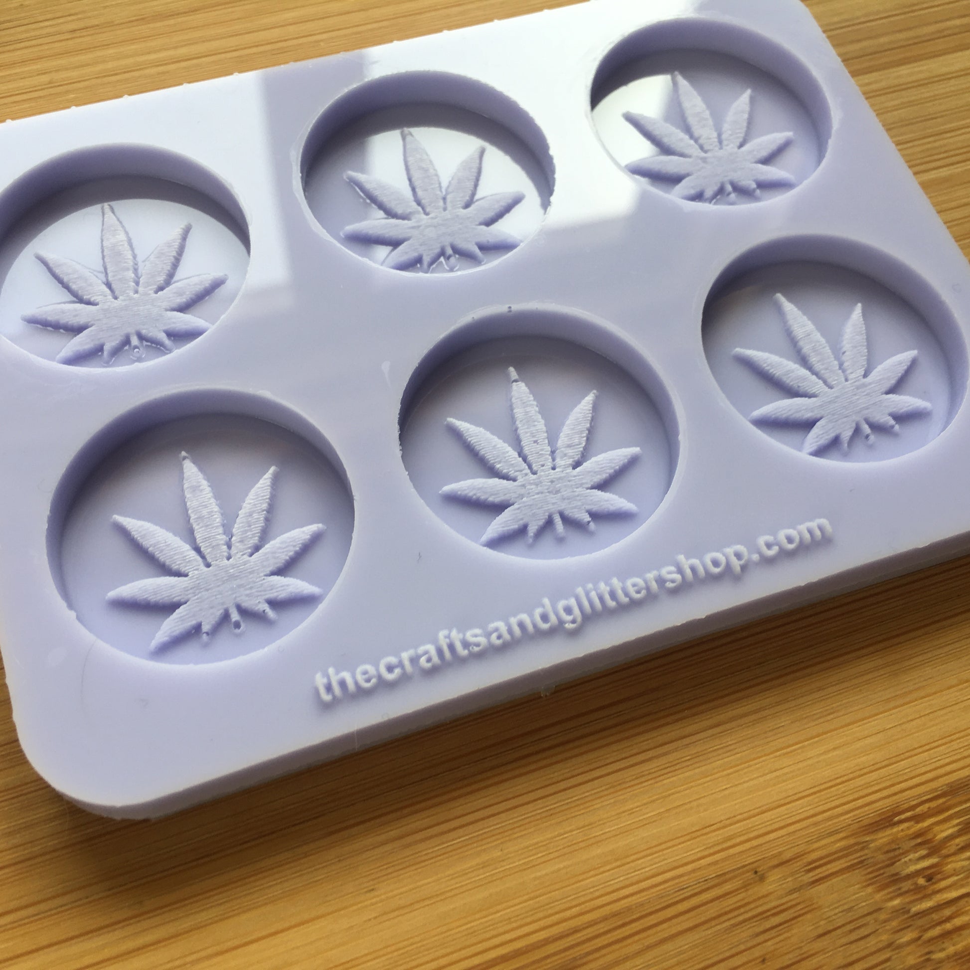 3cm Weed Badge Silicone Mold