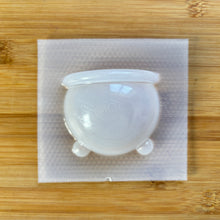 Load image into Gallery viewer, 2.5 oz Cauldron Plastic Mold