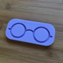 Load image into Gallery viewer, 3.5&quot; Nerdy Glasses Silicone Mold