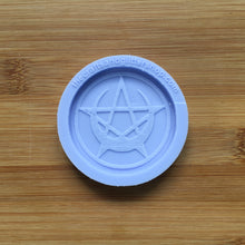 Load image into Gallery viewer, 2&quot; Pentacle Crescent Moon Silicone Mold