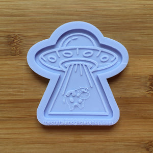 7 cm UFO abducting cow Silicone Mold