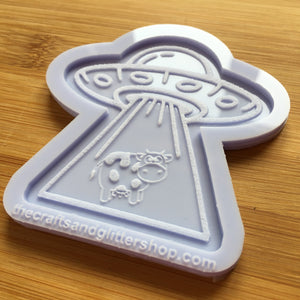 7 cm UFO abducting cow Silicone Mold