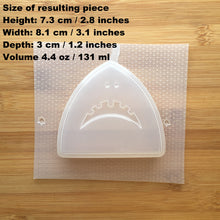 Load image into Gallery viewer, 4.4 oz Shark Head Bath Bomb Plastic Mold