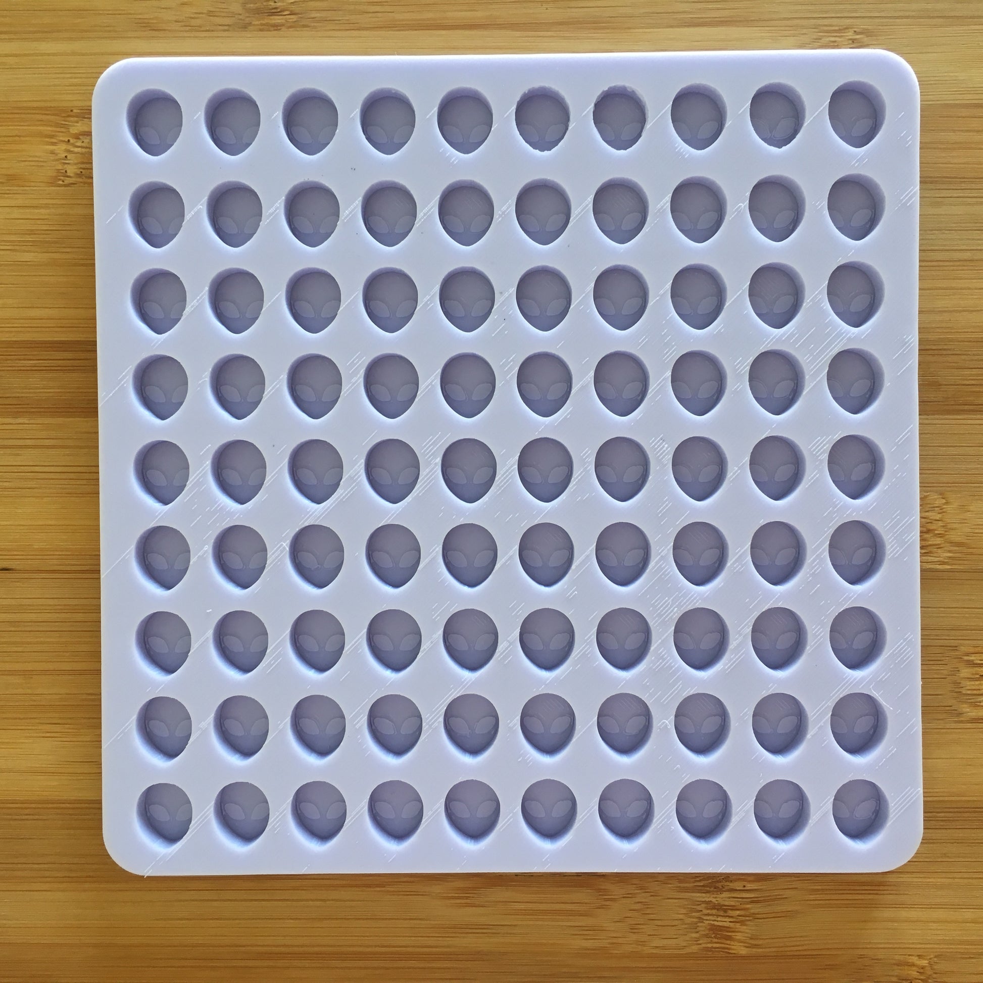 15mm Alien Silicone Mold - The Crafts and Glitter Shop