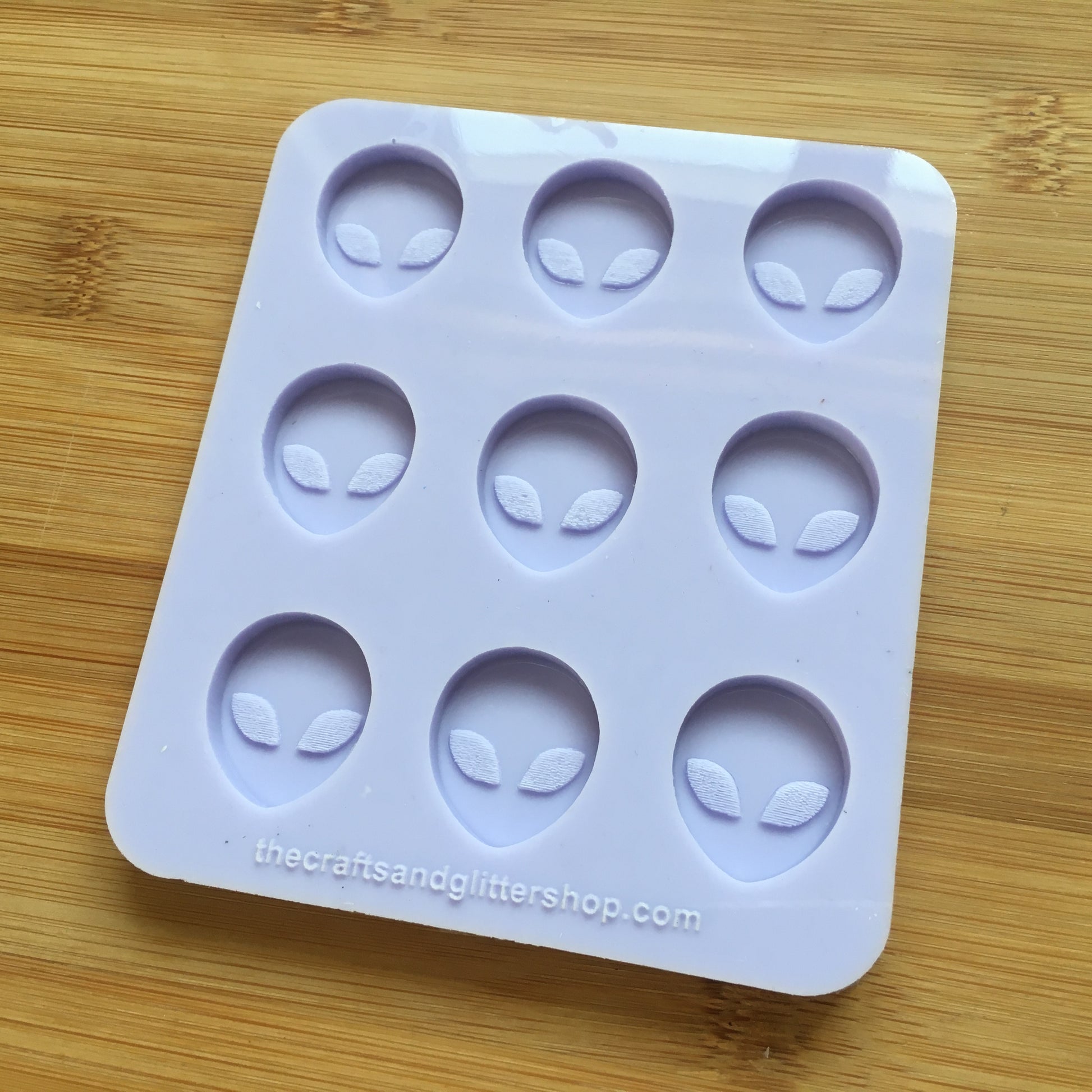 1 inch Alien Head Silicone Mold - The Crafts and Glitter Shop