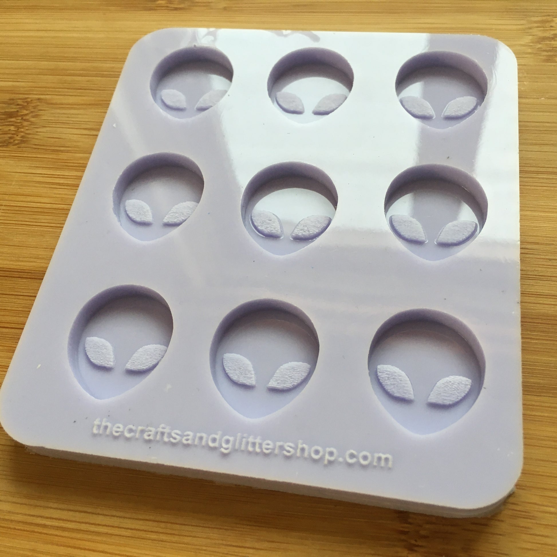 1 inch Alien Head Silicone Mold - The Crafts and Glitter Shop