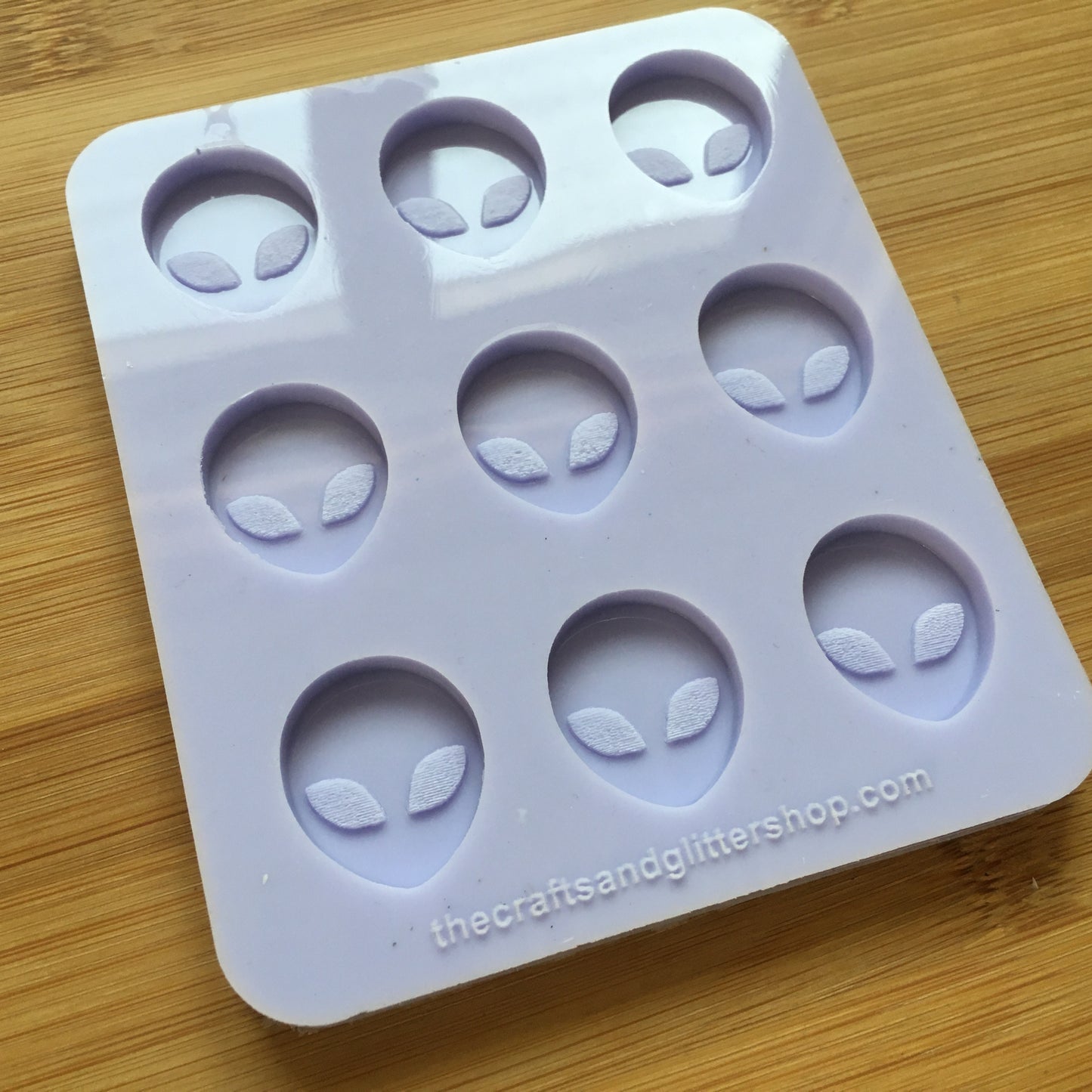 1 inch Alien Head Silicone Mold - The Crafts and Glitter Shop