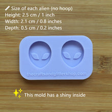 Load image into Gallery viewer, 1&quot; Alien Head Silicone Mold, Food Safe Silicone Rubber Mould