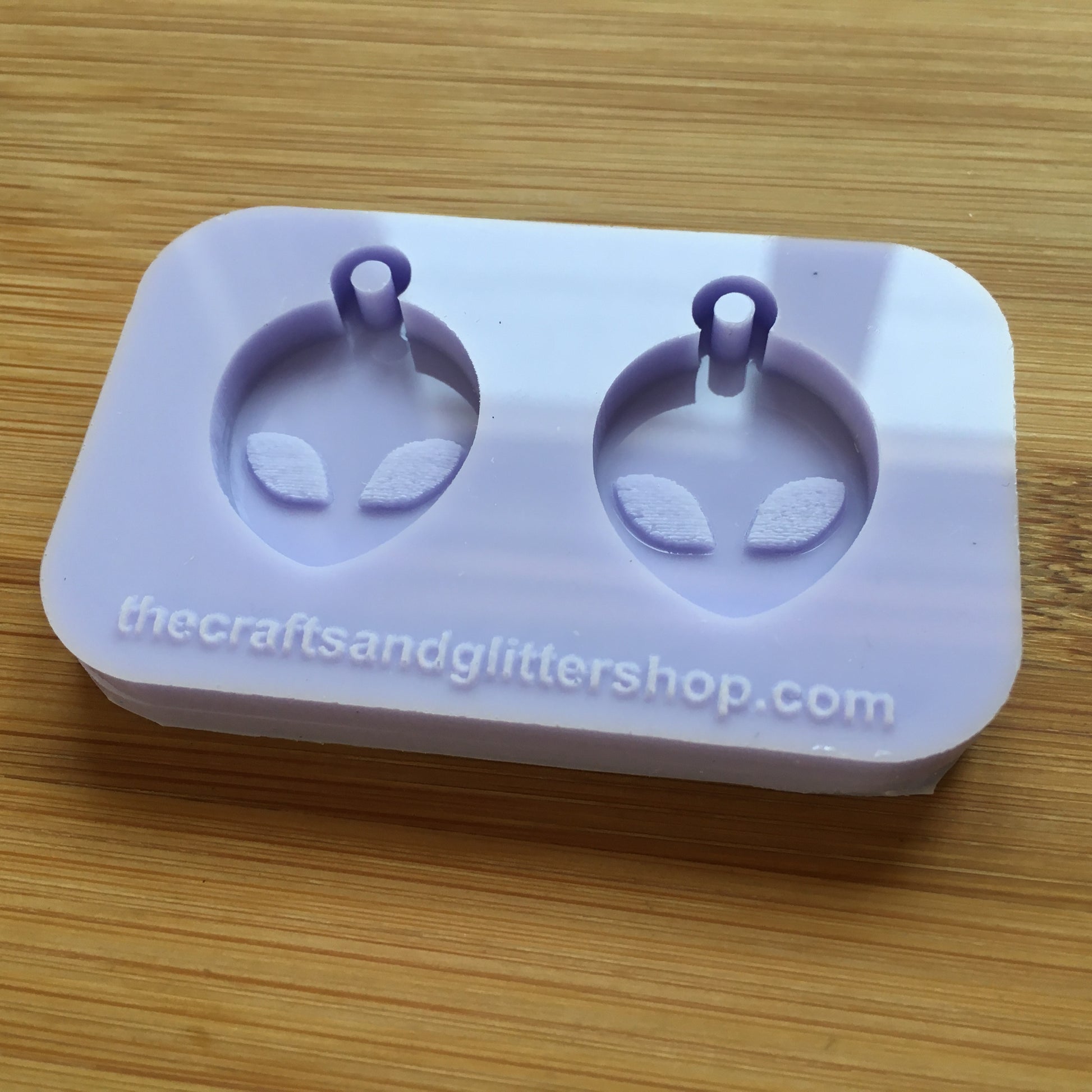 1 inch Alien Head Silicone Mold - The Crafts and Glitter Shop