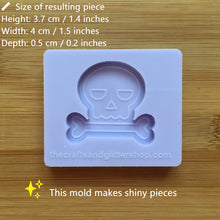 Load image into Gallery viewer, 1.5&quot; Skull Silicone Mold, Food Safe Silicone Rubber Mould