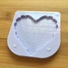 Load image into Gallery viewer, 2.6&quot; Heart Rib Cage Silicone Mold