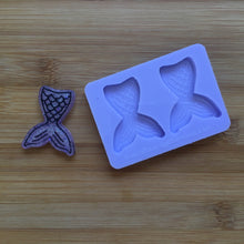 Load image into Gallery viewer, 4 cm Mermaid Tail Silicone Mold, Food Safe Silicone Rubber Mould