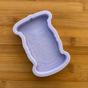 4" Skull Hourglass Silicone Mold