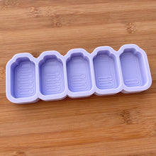 Load image into Gallery viewer, Spoons Battery Silicone Mold