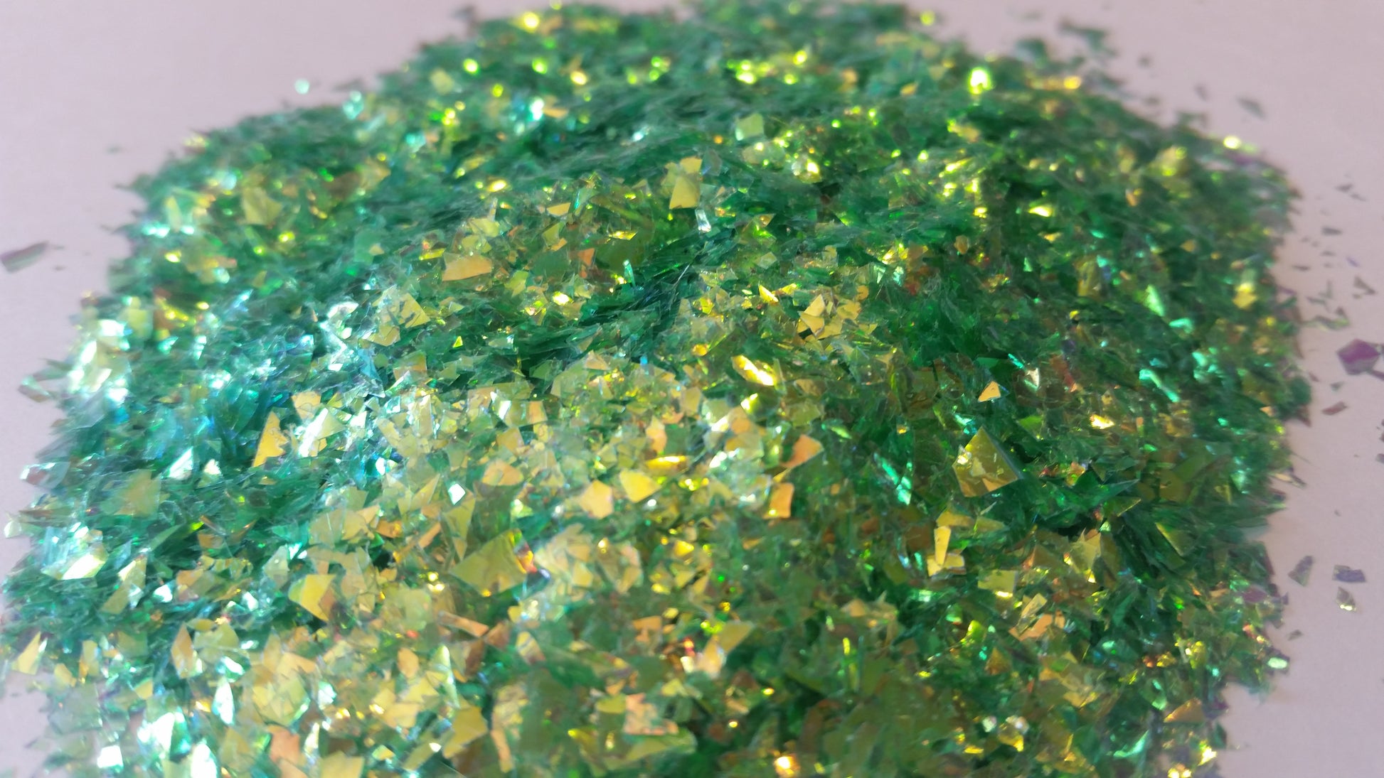 Iridescent Green Cellophane Glitter Flakes