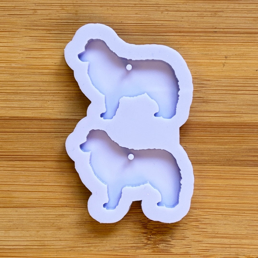 Miniature American Shepherd Silicone Mold with 2 cavities of 4 cm each, made with Food Safe Silicone suitable for both food and craft projects