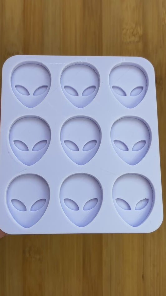 1" Alien Head Silicone Mold