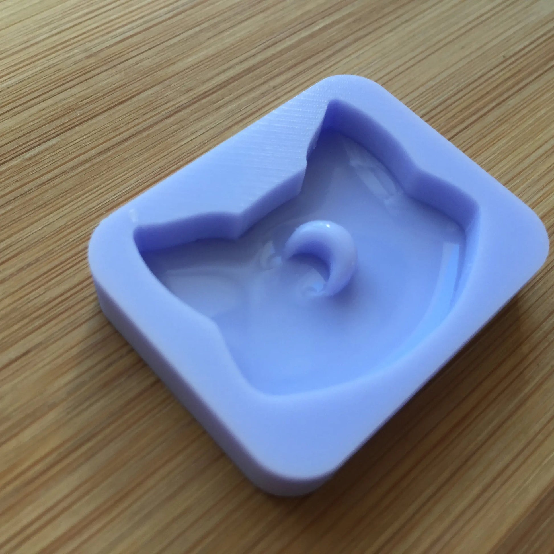 1 inch Moon Cat Silicone Mold