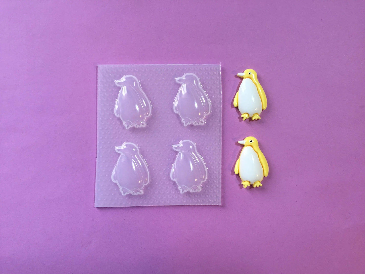 1.2" Penguin Plastic Mold The Crafts and Glitter Shop