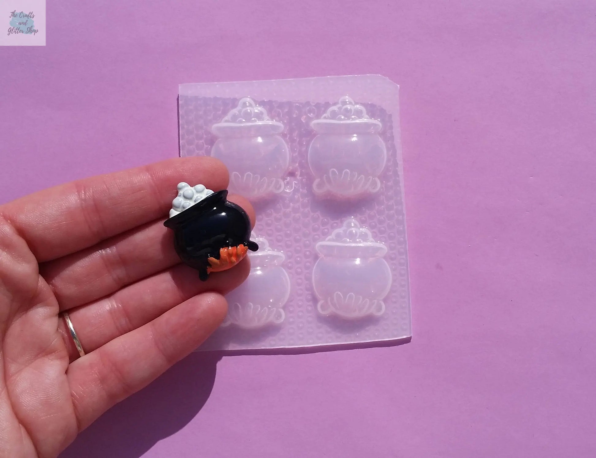 29mm Cauldron Plastic Mold The Crafts and Glitter Shop