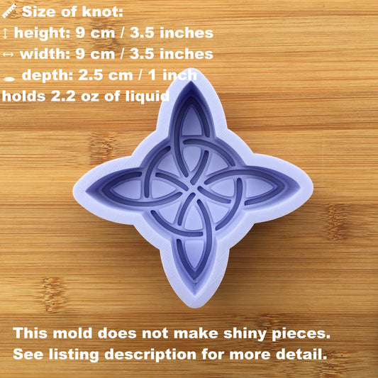 2.2 oz Witches Knot Silicone Mold
