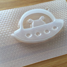 Load image into Gallery viewer, Alien UFO Shaker Plastic Mold